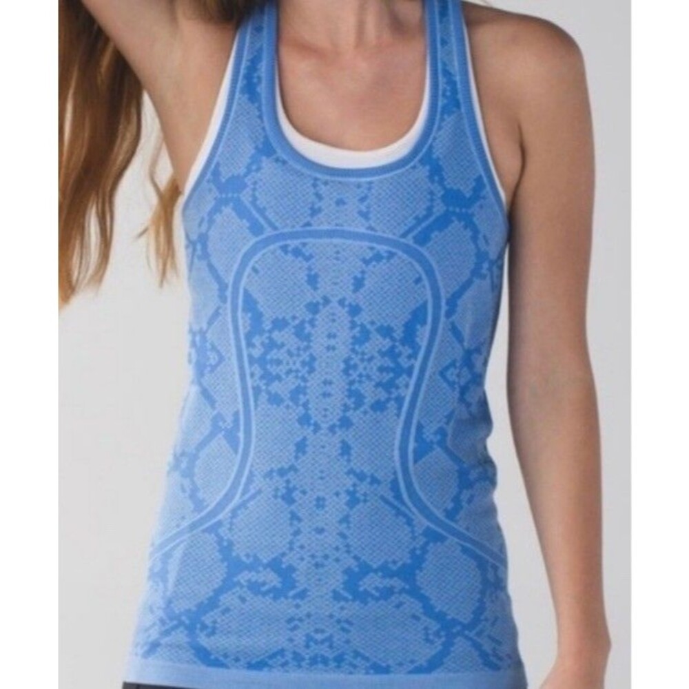 Lululemon Size 12 Swiftly Tech Tank Top Blue Snakeskin Regular Length